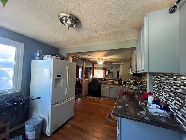 4300 NE 27th Street, Des Moines, IA 50317