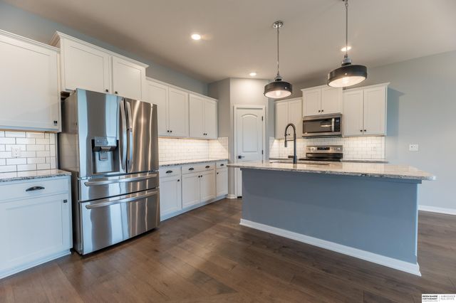 4213 S 213th Street, Omaha, NE 68022