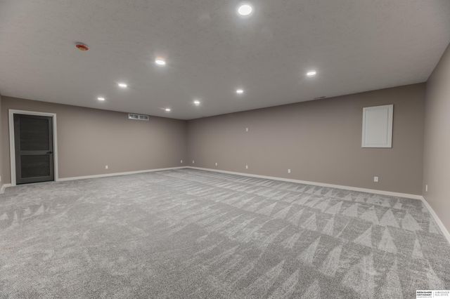 4213 S 213th Street, Omaha, NE 68022