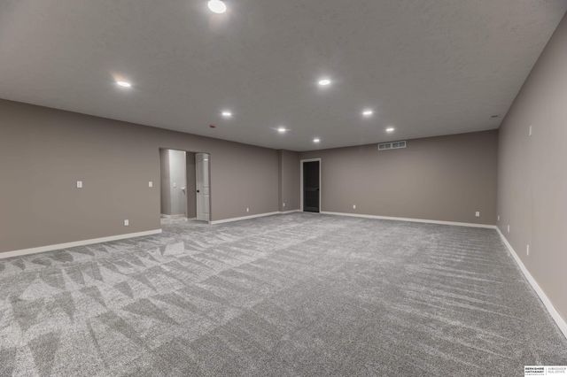 4213 S 213th Street, Omaha, NE 68022