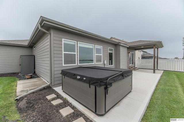 4213 S 213th Street, Omaha, NE 68022