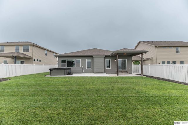 4213 S 213th Street, Omaha, NE 68022