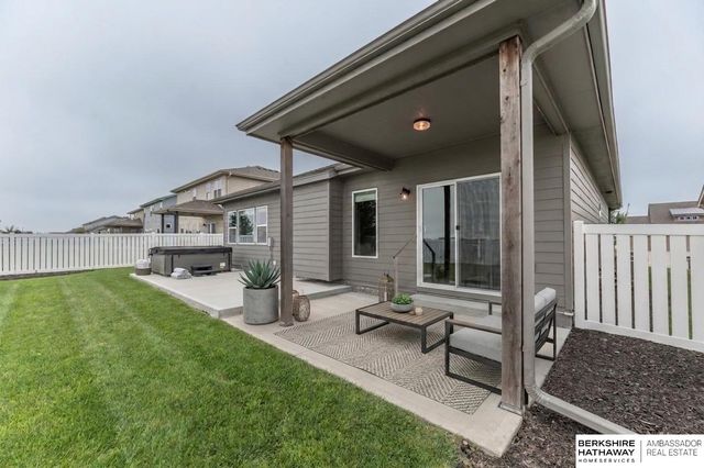 4213 S 213th Street, Omaha, NE 68022