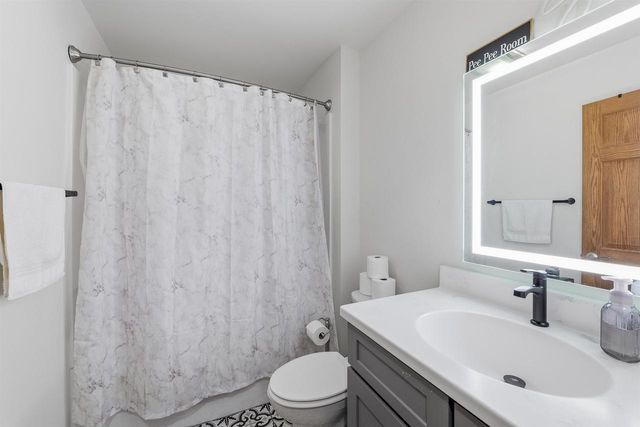 407 Eilbes Avenue, Beaver Dam, WI 53916