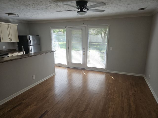 802 E Main St Apt 20, Murfreesboro, TN 37130