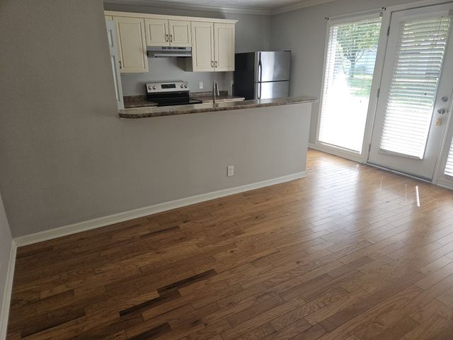 802 E Main St Apt 20, Murfreesboro, TN 37130