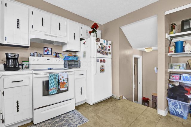 4880 Berryhill Court, Columbus, OH 43230