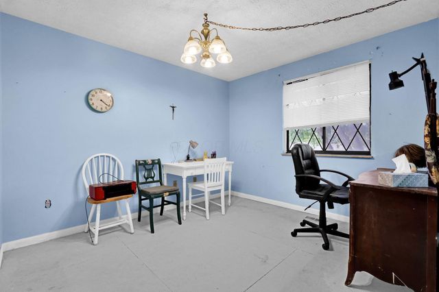 4880 Berryhill Court, Columbus, OH 43230