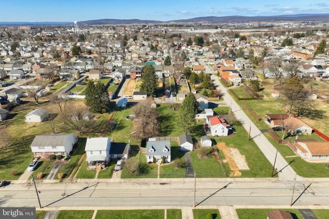 120 CHARLES AVE, Hanover, PA 17331