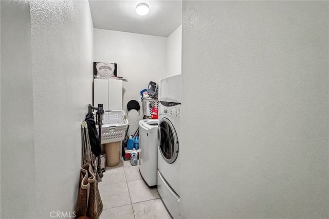 19216 Saguaro Way, Apple Valley, CA 92308