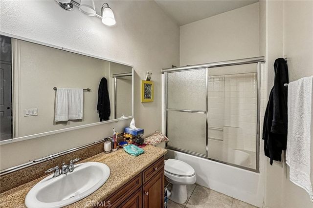 19216 Saguaro Way, Apple Valley, CA 92308
