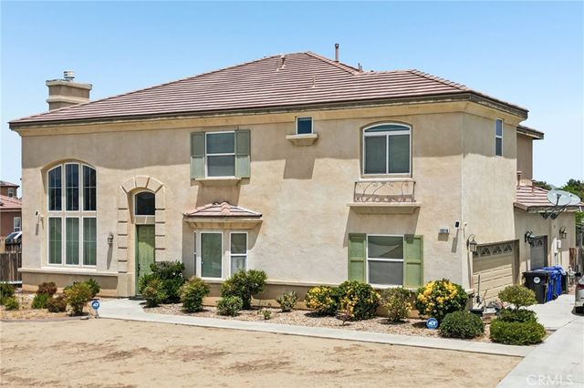 19216 Saguaro Way, Apple Valley, CA 92308