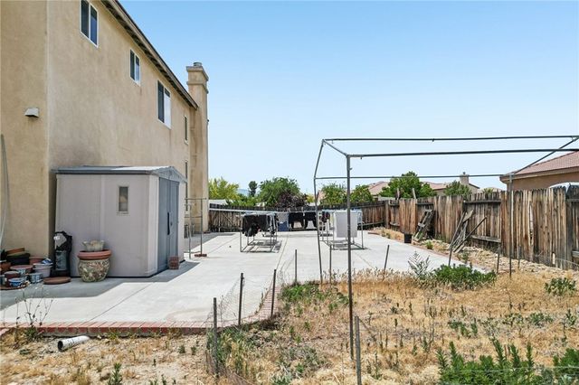 19216 Saguaro Way, Apple Valley, CA 92308