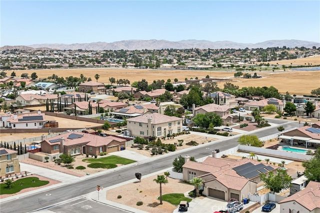 19216 Saguaro Way, Apple Valley, CA 92308