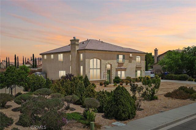 19216 Saguaro Way, Apple Valley, CA 92308