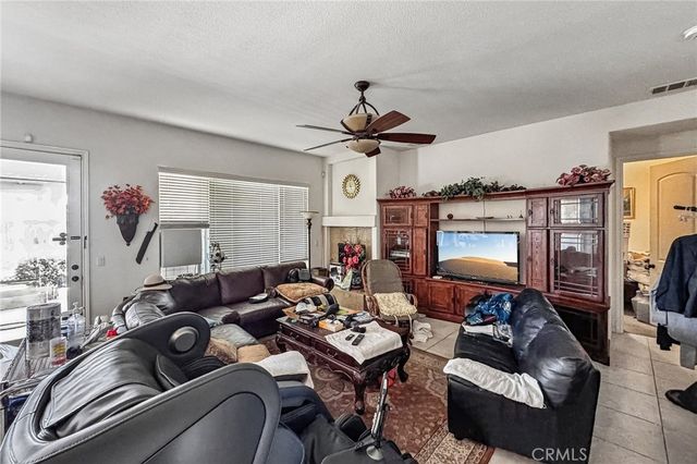 19216 Saguaro Way, Apple Valley, CA 92308