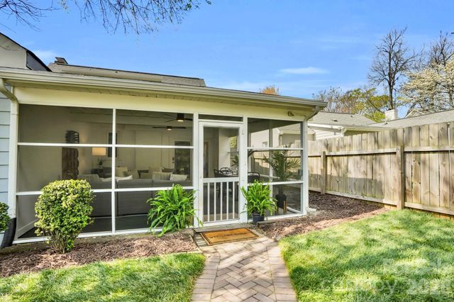 2933 Park Road, Charlotte, NC 28209