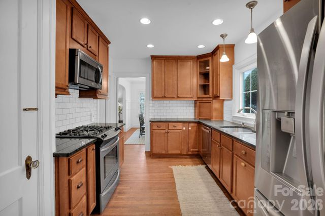 2933 Park Road, Charlotte, NC 28209