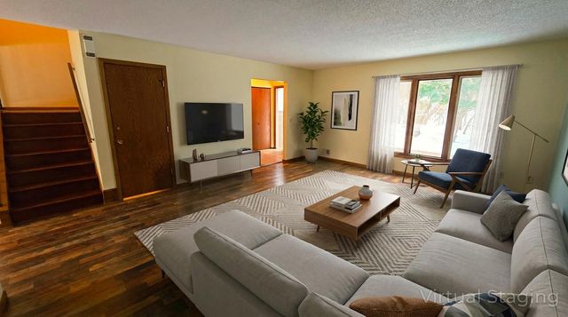 29 Walden Street, Burnsville, MN 55337