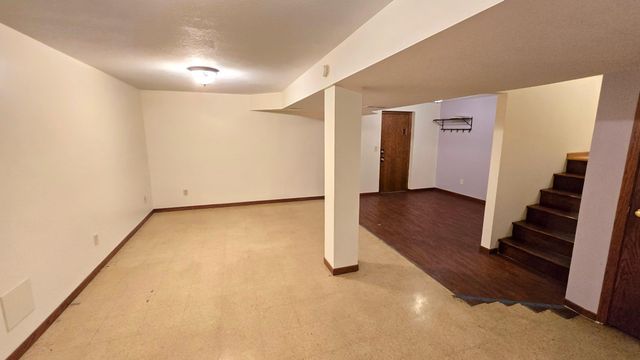 29 Walden Street, Burnsville, MN 55337