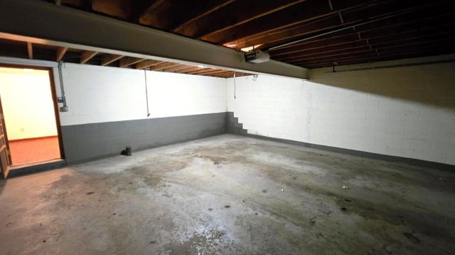 29 Walden Street, Burnsville, MN 55337