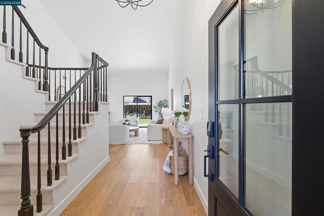 1015 Cedar Lane Ct, Danville, CA 94526