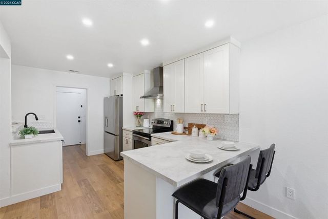 1015 Cedar Lane Ct, Danville, CA 94526