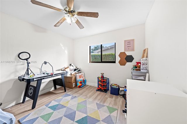 7835 W 16th Court, Hialeah, FL 33014
