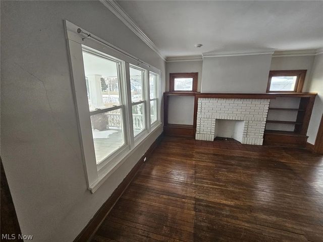 414 E 146th Street 1, Cleveland, OH 44110