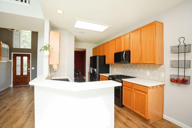 10330 Sablebrook Lane, Houston, TX 77095