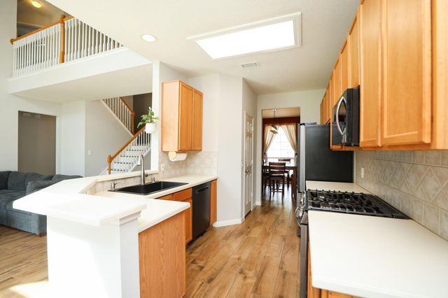 10330 Sablebrook Lane, Houston, TX 77095