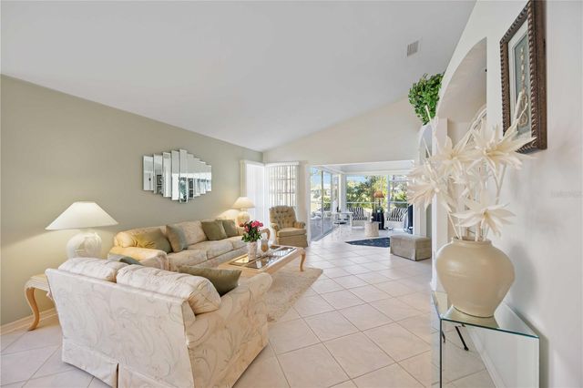 4076 LYNDHURST COURT, Sarasota, FL 34235