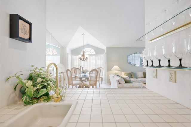 4076 LYNDHURST COURT, Sarasota, FL 34235