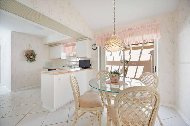 4076 LYNDHURST COURT, Sarasota, FL 34235