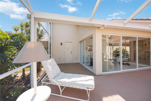 4076 LYNDHURST COURT, Sarasota, FL 34235