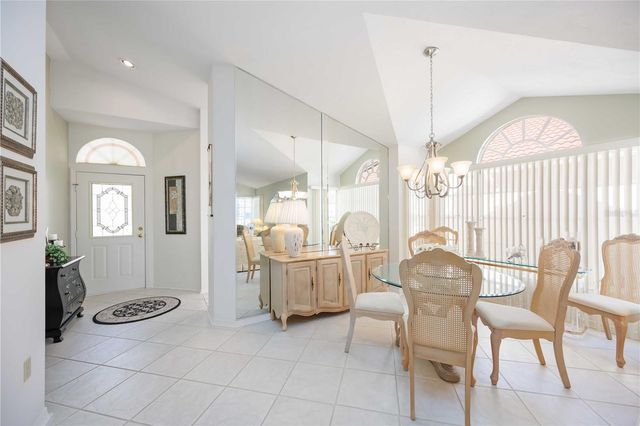 4076 LYNDHURST COURT, Sarasota, FL 34235