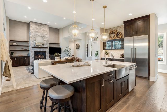 61475 Meeks Trail, Bend, OR 97702