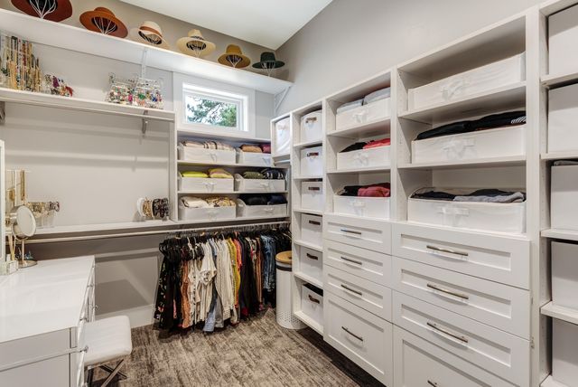 61475 Meeks Trail, Bend, OR 97702