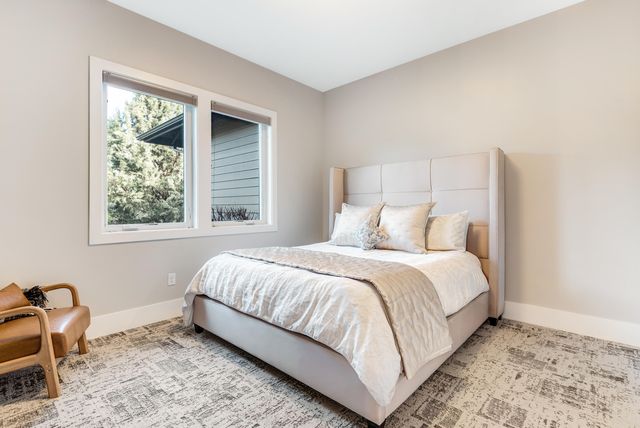 61475 Meeks Trail, Bend, OR 97702