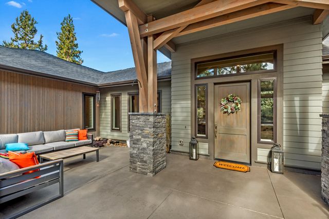 61475 Meeks Trail, Bend, OR 97702