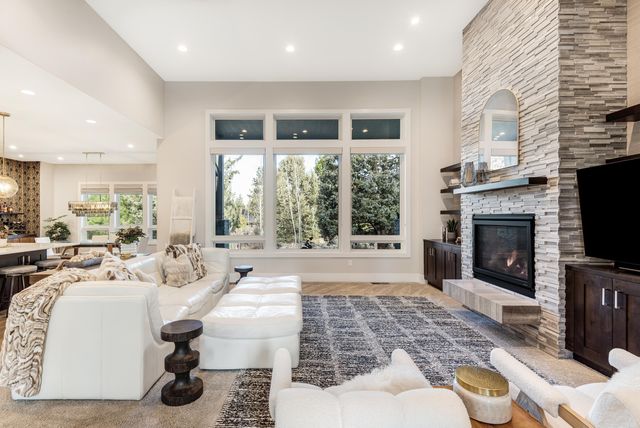 61475 Meeks Trail, Bend, OR 97702