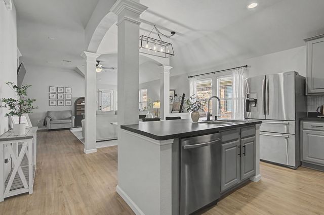 2749 Laurel Oak Drive, Mckinney, TX 75071