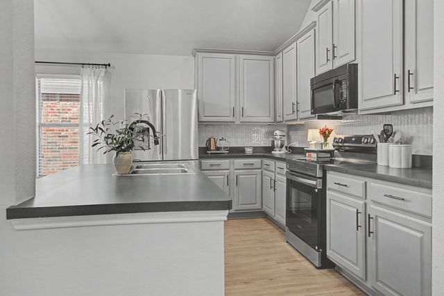 2749 Laurel Oak Drive, Mckinney, TX 75071