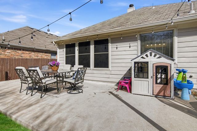 2749 Laurel Oak Drive, Mckinney, TX 75071