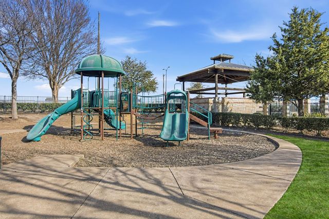 2749 Laurel Oak Drive, Mckinney, TX 75071