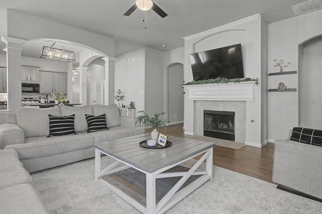 2749 Laurel Oak Drive, Mckinney, TX 75071