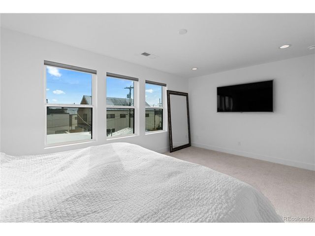 3646 Quivas St, Denver, CO 80211