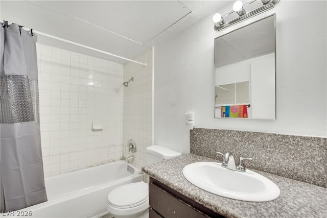 625 South Royal Crest Circle 11, Las Vegas, NV 89169