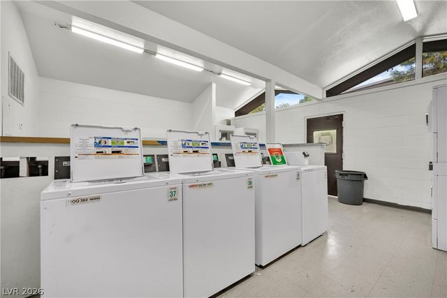 625 South Royal Crest Circle 11, Las Vegas, NV 89169