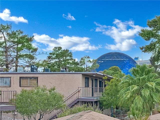 625 South Royal Crest Circle 11, Las Vegas, NV 89169